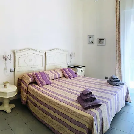 Anna's * Alassio
